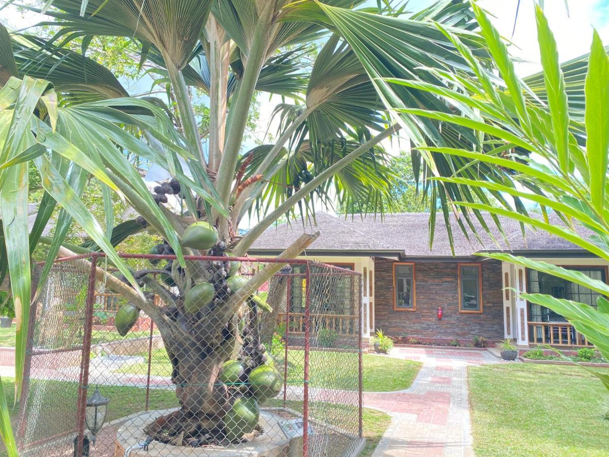 Calou Guest House La Digue Exteriör bild